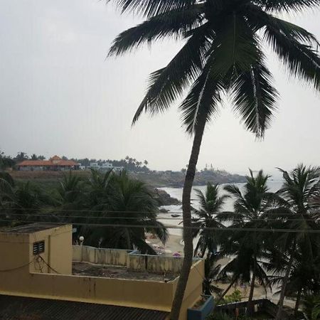 Abad Serviced Villas Kovalam Esterno foto